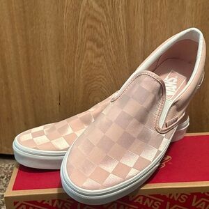 New Vans Blush Checkered Slip-On Shoes 9.5 NIB!!